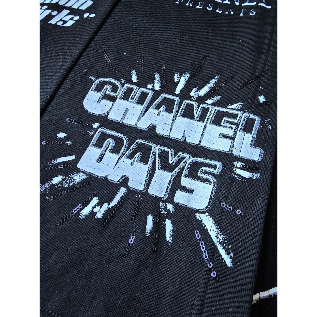 Chanel - Mid-length skirt