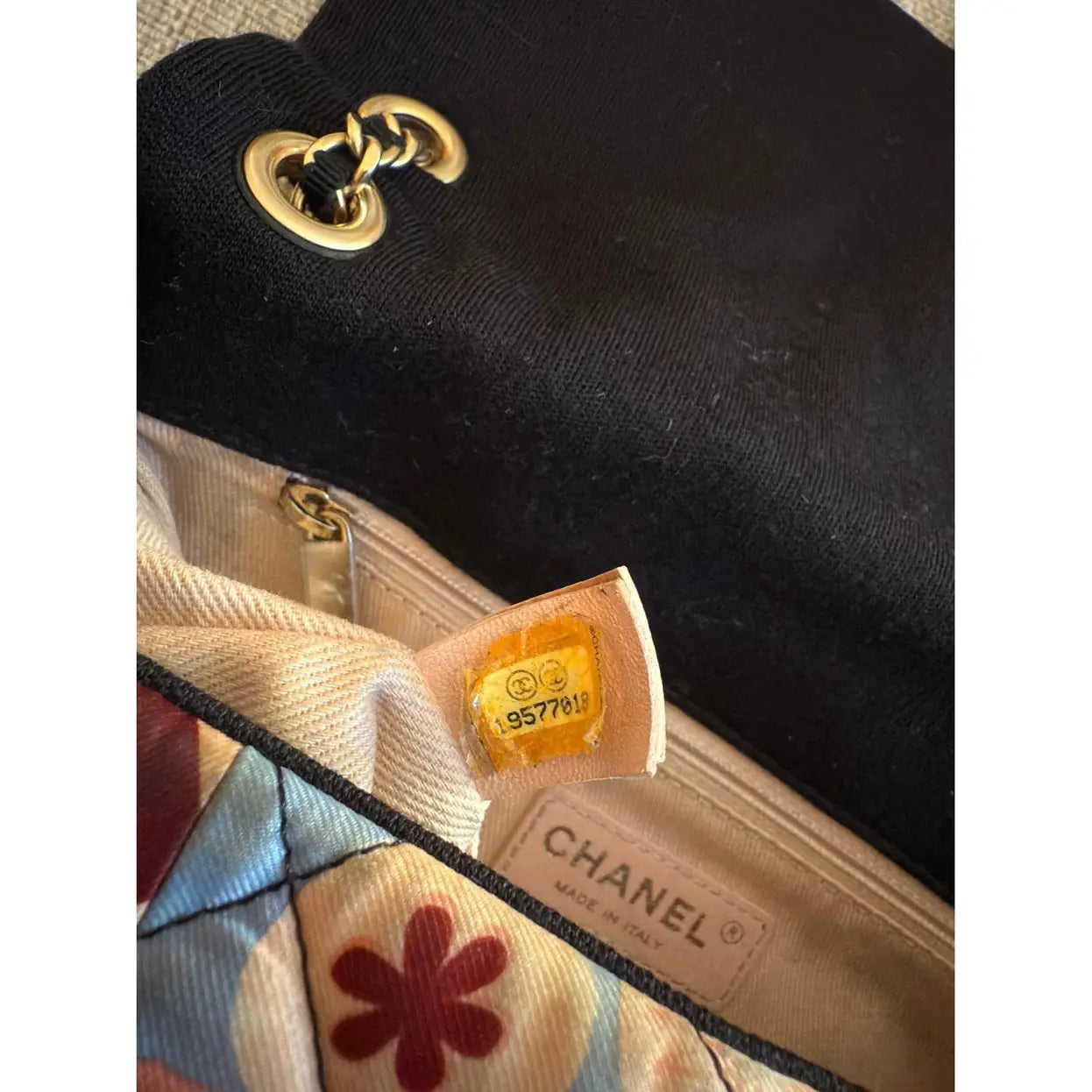 Chanel - Cloth bag