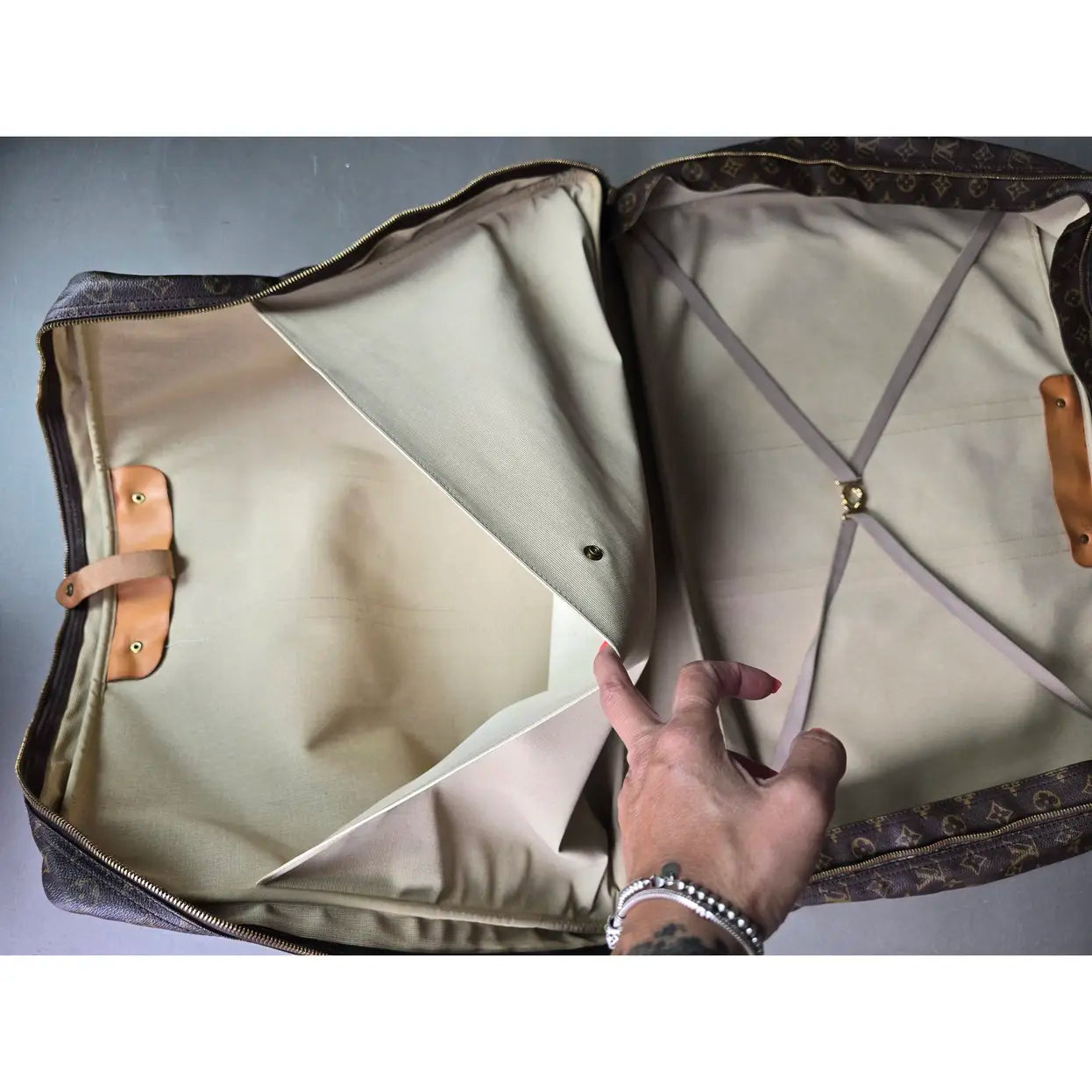 Louis Vuitton - Sirius  - Sirius leather travel bag