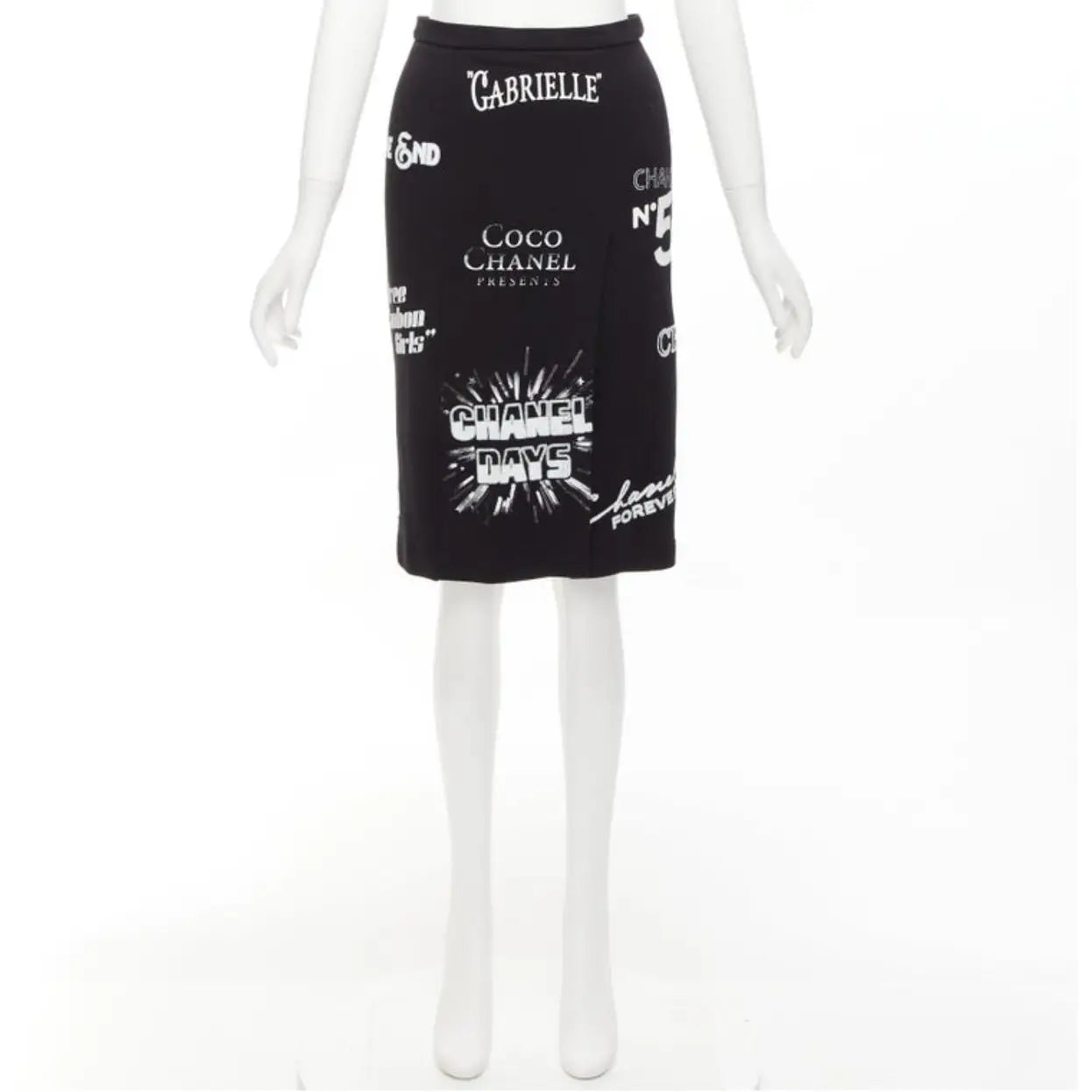 Chanel - Mid-length skirt