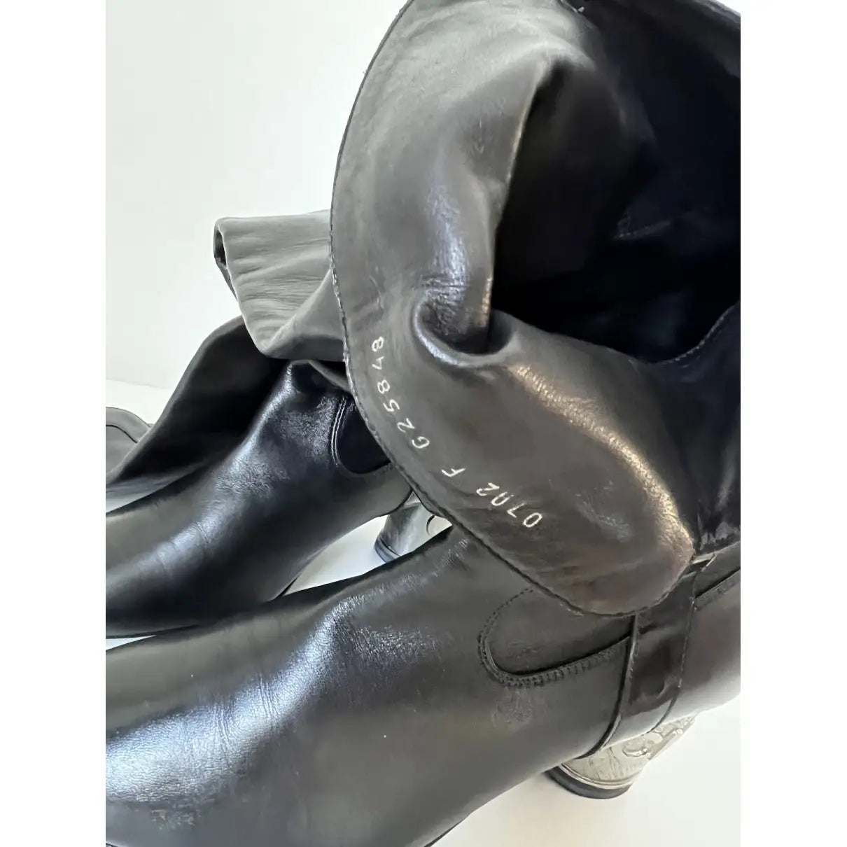 Chanel - Leather boots