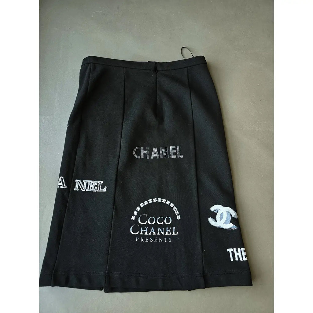 Chanel - Mid-length skirt